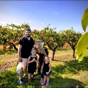 Meet your Posher, Casey